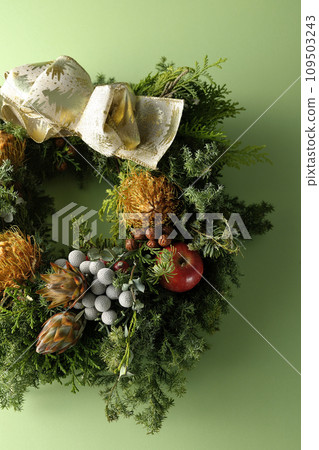Handmade Christmas lease Handmade Christmas lease 109503243