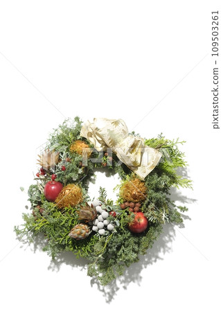 Handmade Christmas lease Handmade Christmas lease 109503261