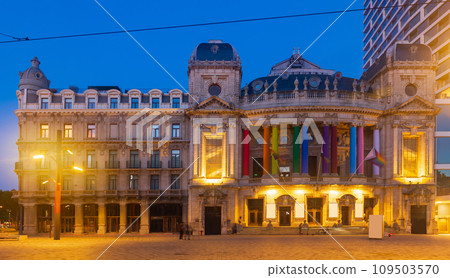 Evening photo of Vlaamse Opera, Antwerp Evening photo of Vlaamse Opera, Antwerp 109503570