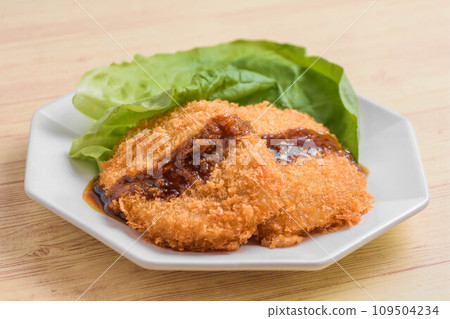 炸肉餅 109504234