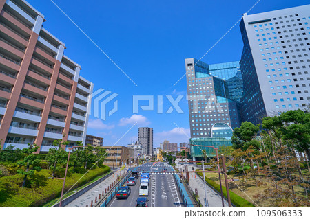 神奈川縣川崎市幸區堀川町的立體廣場、府中街道等向北眺望 109506333