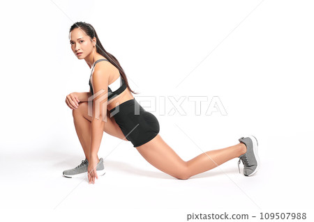 Beautiful young asian sport woman with sportswear ready for exercise on white background, Advertising sportswear and yoga wear, Healthy lifestyle, sport. Beautiful young asian sport woman with sportswear ready for exercise on white background, Advertising sportswear and yoga wear, Healthy lifestyle, sport. 109507988