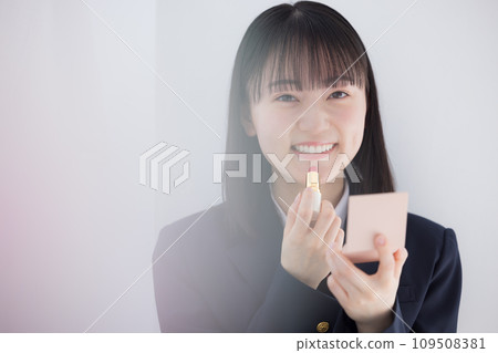 High school girl portrait make-up High school girl portrait make-up 109508381