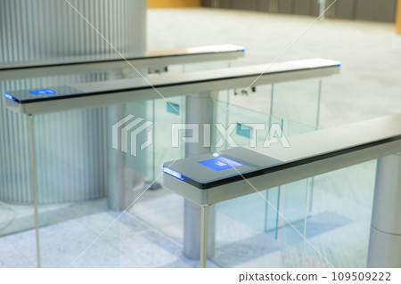 entrance gate entrance gate 109509222