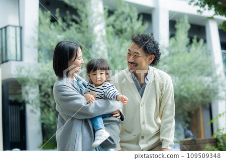 冬季家庭戶外 109509348