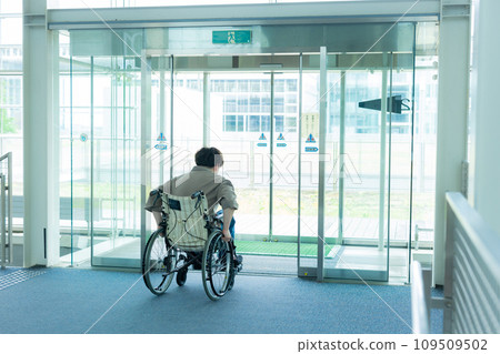 young man in a wheelchair 109509502