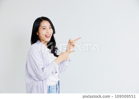 woman pointing woman pointing 109509551