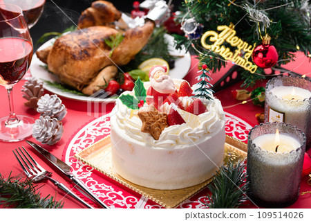 聖誕節蛋糕和烤雞 聖誕節蛋糕和烤雞 109514026