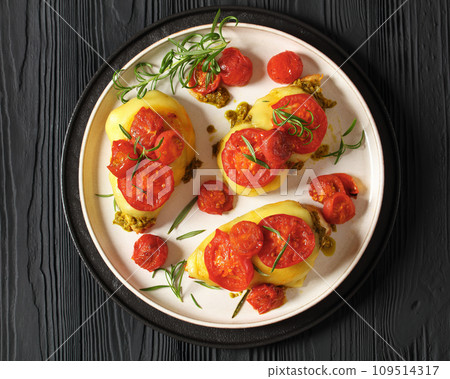 Pesto Tomato Cheese Chicken Breast, top view 109514317