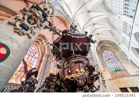 Cathedral Saints Michel et Gudule , brussels, Belgium 109515341