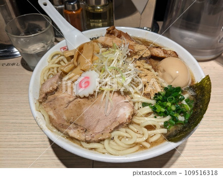 underground ramen 109516318