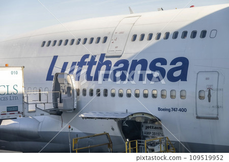 Vancouver, British Columbia, Canada, Nov. 16, 2023. A close up to a Lufthansa aircraft at the Vancouver International airport. Vancouver, British Columbia, Canada, Nov. 16, 2023. A close up to a Lufthansa aircraft at the Vancouver International airport. 109519952