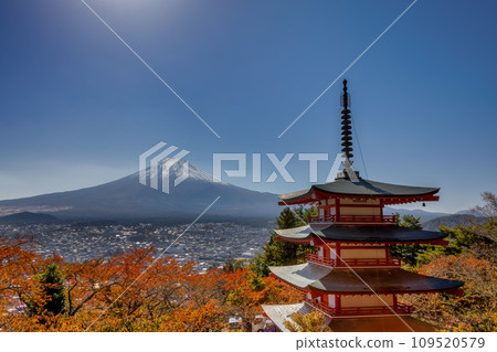 Stunning view at Mount Fuji from the Chureito Pagoda at Arakura Sengen Shrine. Stunning view at Mount Fuji from the Chureito Pagoda at Arakura Sengen Shrine. 109520579