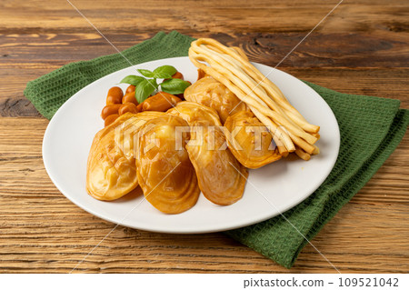 Polish Smoked Cheese, Traditional Oscypek, Slovak Mountain Snack, Sheep Milk Product Polish Smoked Cheese, Traditional Oscypek, Slovak Mountain Snack, Sheep Milk Product 109521042