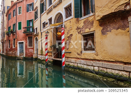 Old town of Venice city, Italy 109525345