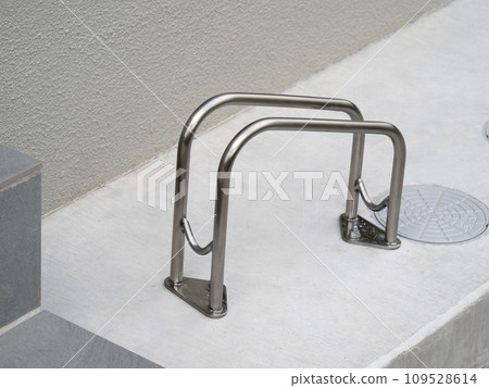 Apartment bicycle parking facilities Apartment bicycle parking facilities 109528614