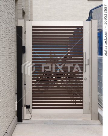 公寓緊急出口 109528687