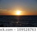 Sunset on the Sea of Japan, Winter Sea, Niigata Prefecture 109528763