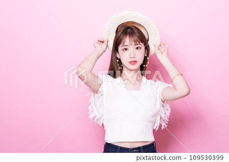 年輕女性的美麗 109530399