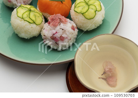 Temari sushi and cherry blossom tea Temari sushi and cherry blossom tea 109530703