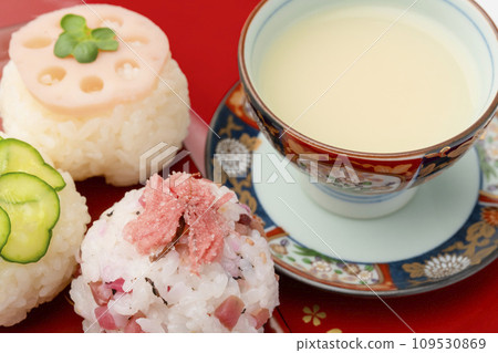 Temari sushi red tray amazake 109530869