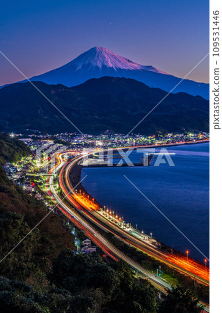 Mt. Fuji and night view at dawn seen from Satta Pass Mt. Fuji and night view at dawn seen from Satta Pass 109531446