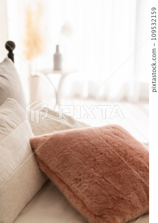 Bright room with window and bed 109532159