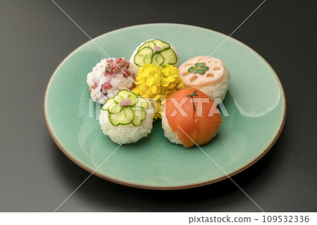 Temari Sushi and Nabana Temari Sushi and Nabana 109532336