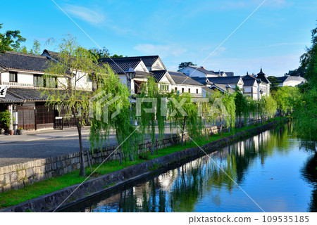 Townscape of Kurashiki Beautiful District 109535185