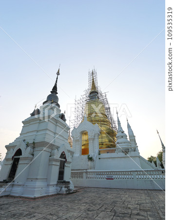 Wat Suan Dok, Chiang Mai, Thailand, early morning on a sunny day Wat Suan Dok, Chiang Mai, Thailand, early morning on a sunny day 109535319