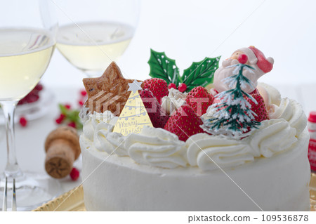 Christmas cake 109536878