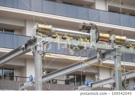 Mechanical parking lot construction for apartment building 109542045