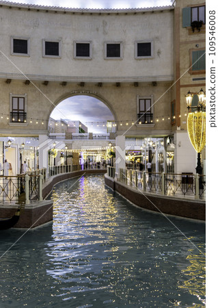 Qatar, Doha, interior of the Villaggio Mall Doha with its Venetian decor Qatar, Doha, interior of the Villaggio Mall Doha with its Venetian decor 109546008