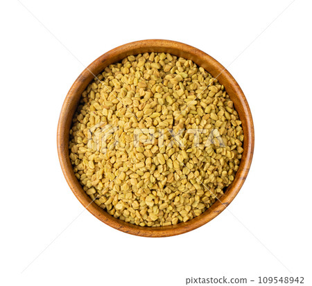 Fenugreek Seeds Isolated, Dry Trigonella, Spicy Methi Dana Grains, Indian Kitchen Seasoning Ingredient 109548942