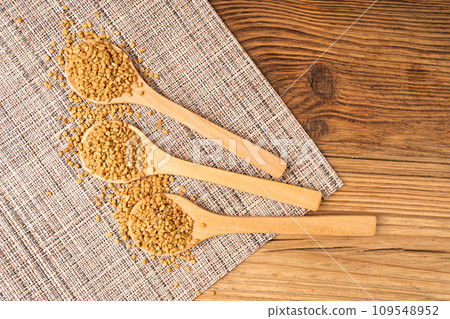 Fenugreek Seeds, Dry Trigonella, Spicy Methi Dana Grains, Indian Kitchen Seasoning Ingredient Fenugreek Seeds, Dry Trigonella, Spicy Methi Dana Grains, Indian Kitchen Seasoning Ingredient 109548952