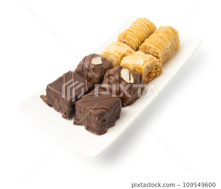 Baklava Isolated, Small Ramadan Dessert, Eastern Sweet Filo Pastries, Turkish Honey Baklawa, Oriental Desert 109549600