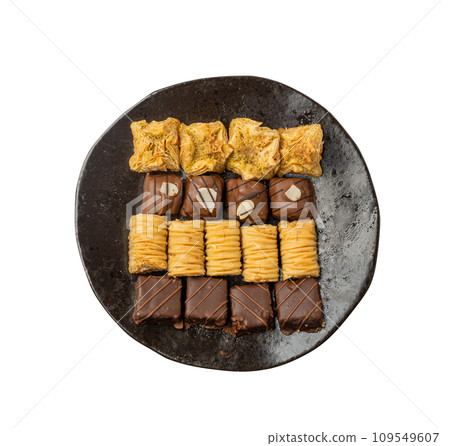 Baklava Isolated, Small Ramadan Dessert, Eastern Sweet Filo Pastries, Turkish Honey Baklawa, Oriental Desert 109549607