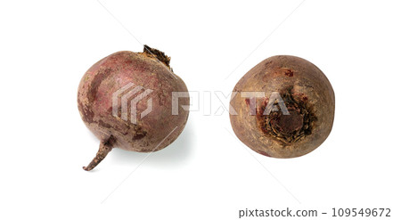 Beetroot Slice Isolated 109549672