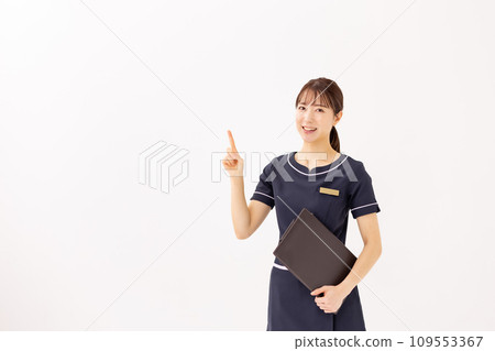 Esthetician pointing introduction 109553367