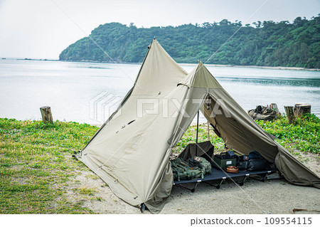 帳篷露營風景大海海灘沖繩獨自露營露營形象 帳篷露營風景大海海灘沖繩獨自露營露營形象 109554115