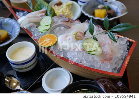 福納生魚片素材背景 109554941