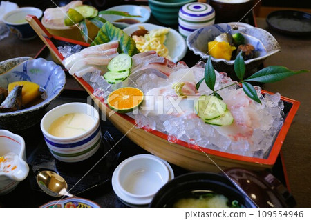 福納生魚片素材背景 109554946
