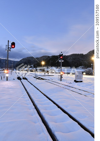 西粟倉站雪景 西粟倉站雪景 109557580