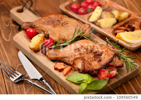 烤烤雞（雞帶骨大腿） 109560549