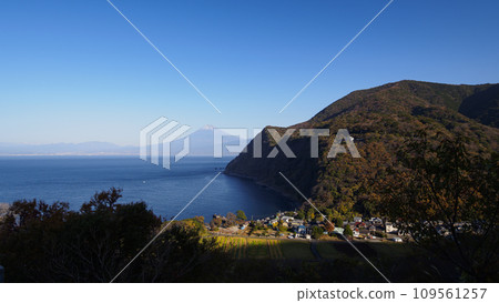 從井田看到的駿河灣、駿河港和富士山 從井田看到的駿河灣、駿河港和富士山 109561257