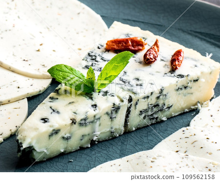 blue cheese blue cheese 109562158