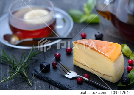 切芝士蛋糕和茶 109562644