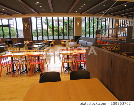餐廳 咖啡廳 無人 餐廳 咖啡廳 無人 109563762