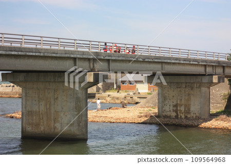 富山縣上市川河口魚婆橋及高槻漁港週邊地區 109564968