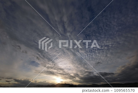 Dawn sky with various clouds at dawn, winter, super wide angle, sky-based, 231201am Dawn sky with various clouds at dawn, winter, super wide angle, sky-based, 231201am 109565570